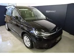 Noir Utilisé 2024 VW Caddy Life Monospace | 36 389 € (Prix assez cher)