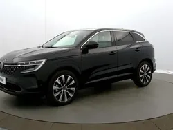 Noir Utilisé 2023 Renault Austral Techno SUV | 26 899 € (Prix juste)