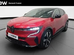 Rouge Utilisé 2023 Renault Mégane Techno Berline | 26 990 € (Prix juste)