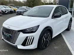 Blanc Utilisé 2024 Peugeot 208 GT Citadine | 17 999 € (Prix juste)