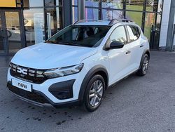 Blanc Utilisé 2023 Dacia Sandero Essentiel Citadine | 14 990 € (Prix assez cher)