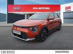 Orange boréale métallisé Utilisé 2022 Kia e-Niro 2 SUV | 25 990 € (Prix juste)