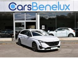 Blanc Utilisé 2024 Peugeot 308 Allure Break | 28 697 € (Prix juste)
