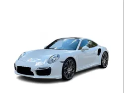 Blanc Utilisé 2014 Porsche 911 Turbo S Coupé | 144 990 € (Prix assez cher)