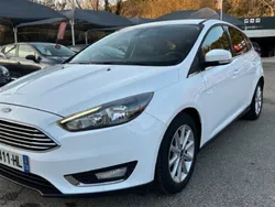 Utilisé 2016 Ford Focus Titanium Berline | 8 490 € (Prix juste)