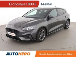 Gris Utilisé 2022 Ford Focus ST-Line Berline | 14 190 € (Prix juste)