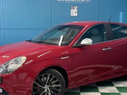 Rouge Utilisé 2014 Alfa Romeo Giulietta Exclusive Citadine | 11 990 € (Prix assez cher)