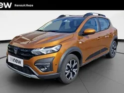 Orange Utilisé 2022 Dacia Sandero Comfort Citadine | 14 990 € (Prix juste)