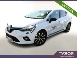 Blanc Utilisé 2023 Renault Clio V Techno Citadine | 18 388 € (Prix juste)