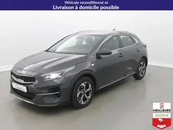 Gris Utilisé 2022 Kia Ceed Active Berline | 21 490 € (Prix cher)