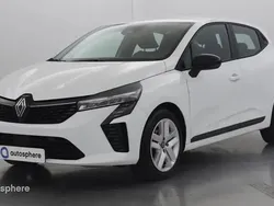 Blanc Utilisé 2024 Renault Clio V Evolution Berline | 15 499 € (Prix juste)