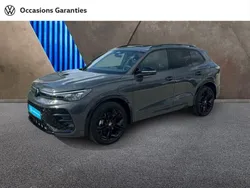 Gris dauphin métallisée Utilisé 2025 VW Tiguan R-line Edition SUV | 51 900 €