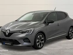 Gris Utilisé 2023 Renault Clio V Evolution Berline | 16 499 € (Prix juste)