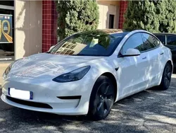 Blanc Utilisé 2021 Tesla Model 3 Standard Range Plus Berline | 26 600 € (Bon prix)