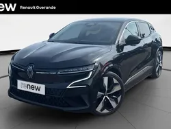 Noir Utilisé 2022 Renault Mégane Techno Berline | 26 990 € (Prix juste)