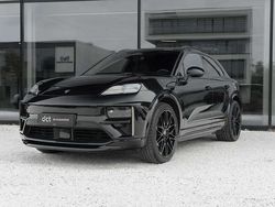 Noir Utilisé 2024 Porsche Macan Turbo SUV | 109 900 €