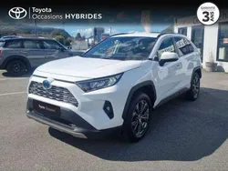 Utilisé 2022 Toyota RAV4 Hybrid SUV | 32 990 € (Prix juste)