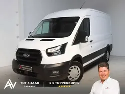Blanc Utilisé 2023 Ford Transit Trend Van | 29 990 € (Prix juste)