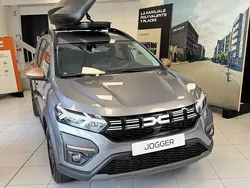 Gris Nouvelle 2025 Dacia Jogger Extreme Break | 27 990 € (Prix assez cher)