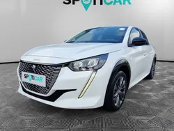 Blanc Utilisé 2023 Peugeot e-208 Citadine | 20 990 € (Prix cher)