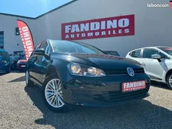 Noir Utilisé 2014 VW Golf VII Trendline Berline | 10 990 € (Prix juste)