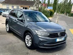 Gris Utilisé 2023 VW Tiguan Business SUV | 29 990 € (Bon prix)