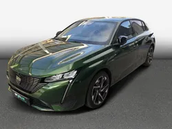Vert Nouvelle 2024 Peugeot 308 Allure Berline | 29 590 € (Prix juste)