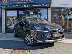 Noir Utilisé 2021 Lexus NX300h Executive Line SUV | 35 990 € (Prix juste)