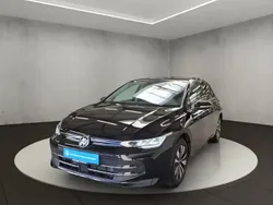 Noir Utilisé 2024 VW Golf VIII Goal Berline | 32 300 € (Prix juste)