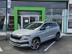 Gris Nouvelle 2025 Skoda Karoq SportLine SUV | 38 490 € (Prix cher)