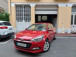 Rouge Utilisé 2017 Hyundai i20 Berline | 9 990 € (Bon prix)