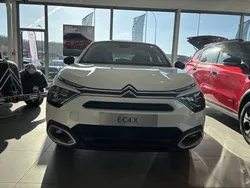 Blanc Nouvelle 2024 Citroën e-C4 | 30 990 €