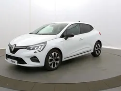 Blanc Utilisé 2023 Renault Clio V Evolution Citadine | 13 490 € (Bon prix)
