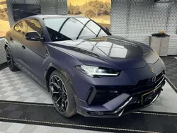 Bleu Nouvelle 2025 Lamborghini Urus SUV | 358 871 €