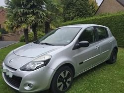 Utilisé 2010 Renault Clio III Berline | 5 500 € (Prix assez cher)