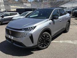 Gris Nouvelle 2025 Peugeot 3008 GT SUV | 36 890 € (Prix juste)