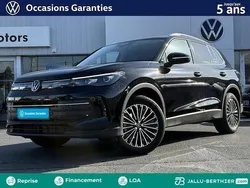 Noir Utilisé 2024 VW Tiguan Edition SUV | 37 489 € (Prix juste)