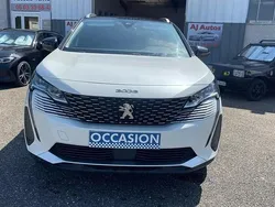 Blanc Utilisé 2022 Peugeot 3008 S SUV | 18 990 € (Prix juste)