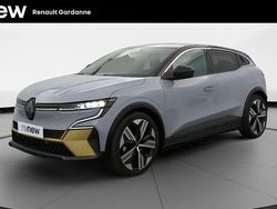 Gris Occasion 2022 Renault Megane E-Tech Iconic Berline | 24 490 € (Prix assez cher)