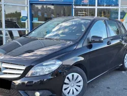 Utilisé 2014 Mercedes B180 Classic Monospace | 10 890 €