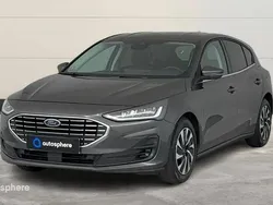 Gris Utilisé 2023 Ford Focus Business Edition Berline | 19 999 € (Prix juste)