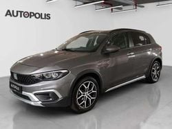 Gris Utilisé 2024 Fiat Tipo Cross Berline | 24 605 € (Prix cher)
