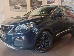 Gris Utilisé 2017 Peugeot 3008 Allure SUV | 15 200 € (Prix cher)