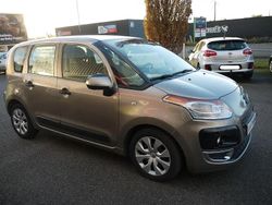 Beige Occasion 2010 Citroën C3 Picasso Comfort Monospace | 7 490 € (Prix assez cher)
