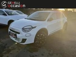 Ice white Occasion 2024 Fiat 600 La Prima SUV | 22 990 € (Bon prix)