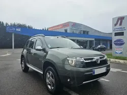 Gris Utilisé 2013 Dacia Duster Lauréate SUV | 11 490 €