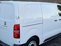 Utilisé 2021 Peugeot Expert Van | 19 490 €