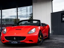 Utilisé 2010 Ferrari California Cabriolet | 99 900 € (Prix assez cher)
