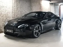 Noir Utilisé 2010 Aston Martin V12 Vantage Coupé | 109 900 €