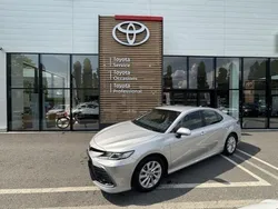 Gris Utilisé 2022 Toyota Camry Business Edition Berline | 29 980 € (Bon prix)